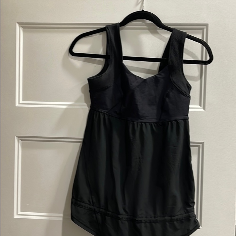 Lululemon Black Tank - size 4